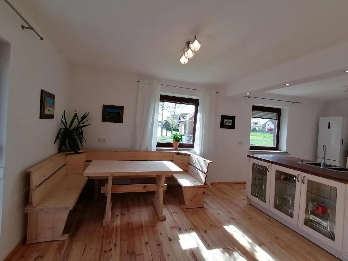 Komfort Wohn- Und Ferienhaus Jakobi Reichertshofen 0*,